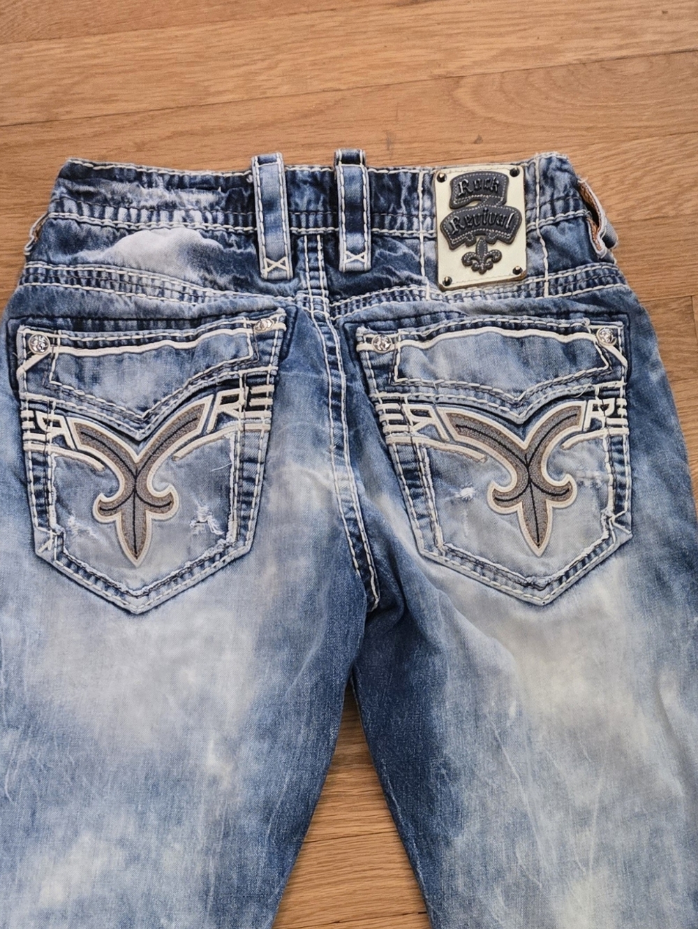 Rock Revival Men's Washed Blue Straight Jeans with Embroidered Pockets